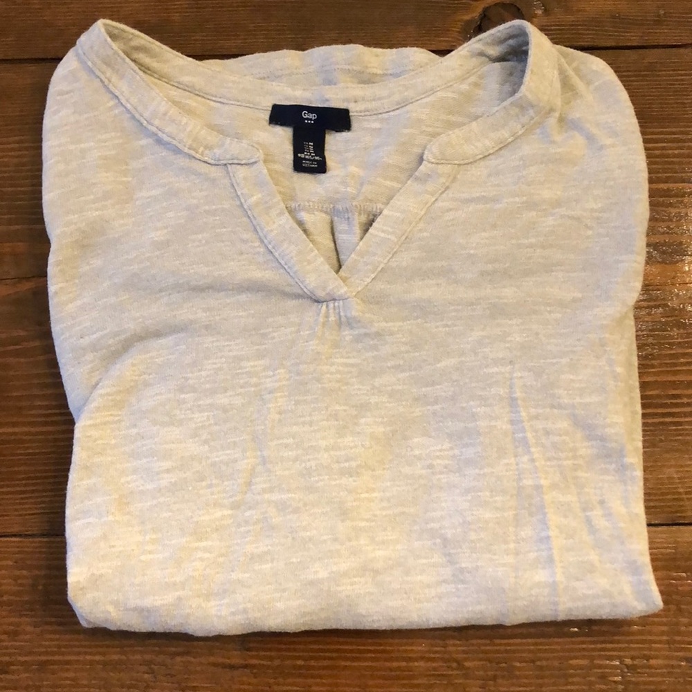 Old Navy top